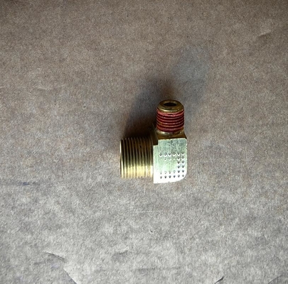 Ricambi Thermo King Fitting per tubi a gomito 114380 Ricambi frigoriferi