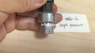 12-00352-14 Ricambi originali Carrier pressostato alta pressione Vector HE19 Vector 1550 / 1800 / 1850